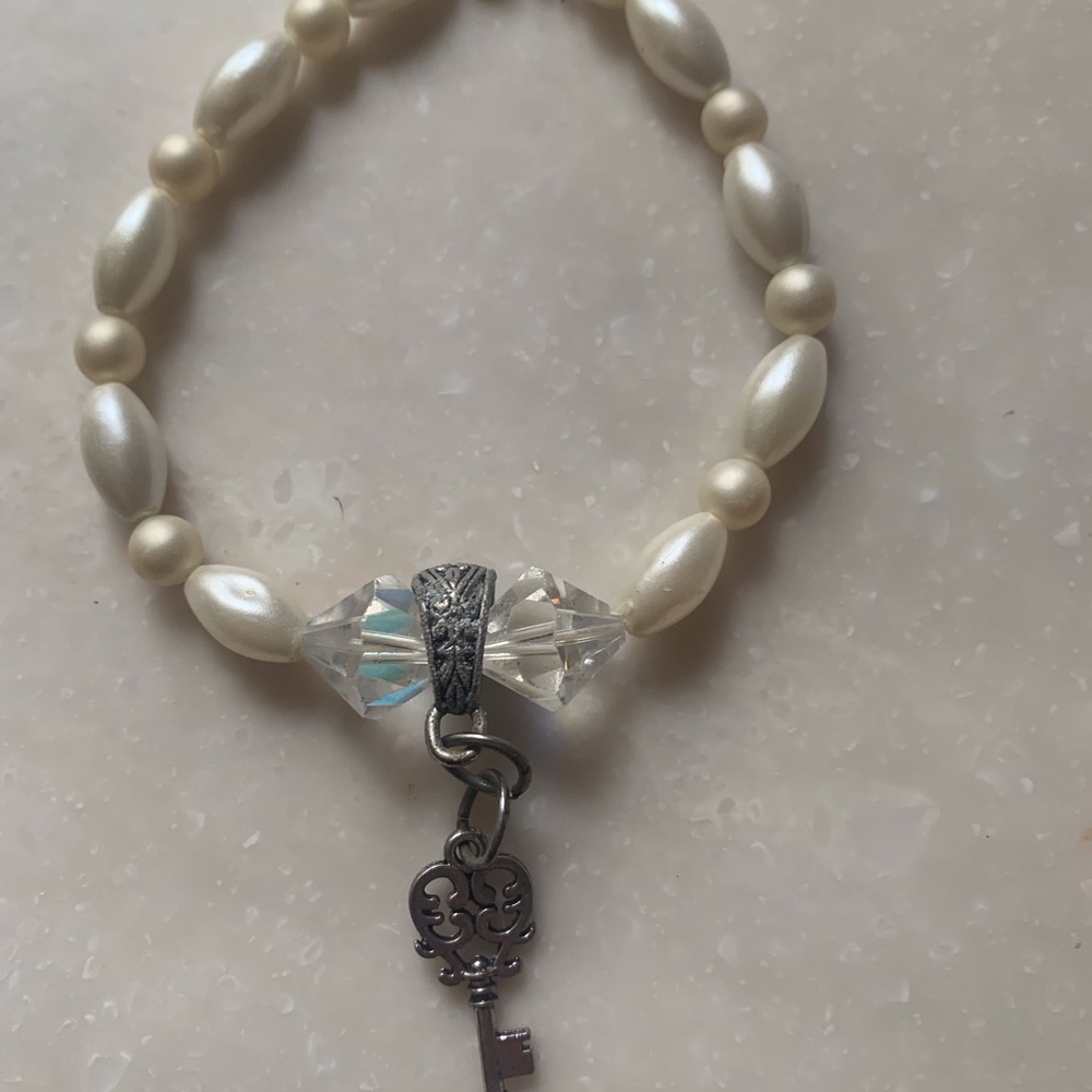Key To Heaven Pearly Gate Bracelet